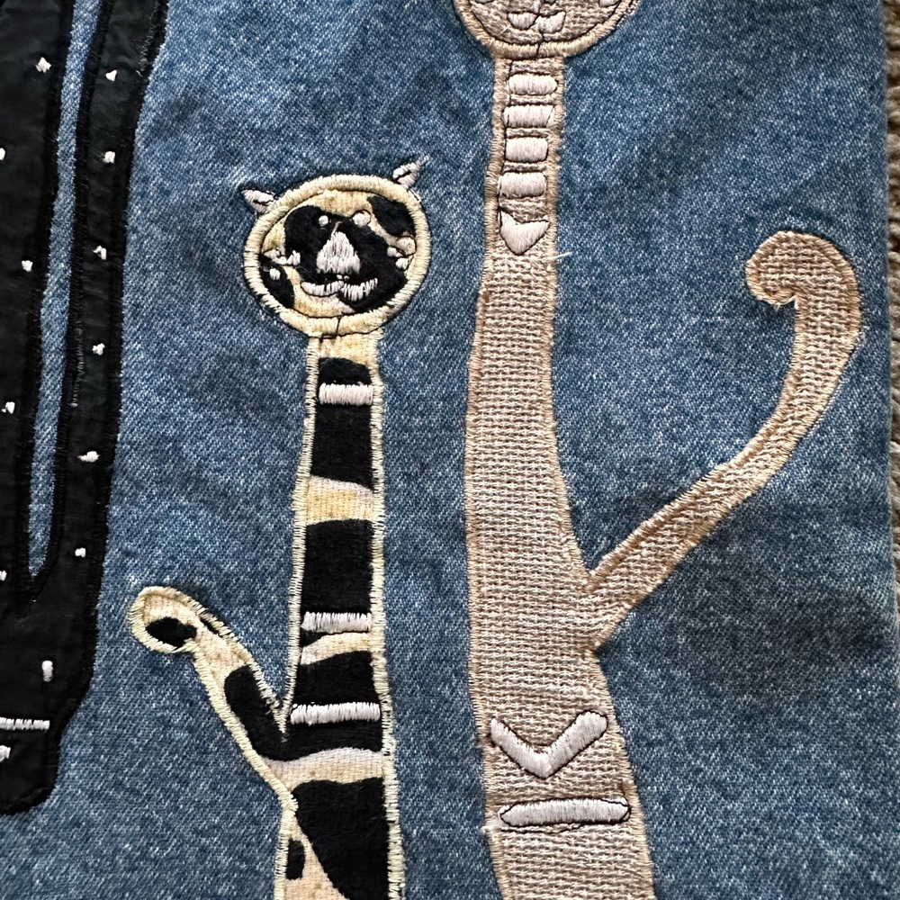 Vintage Jean Denim Jacket Cat Mom Embroidery Appliqué Quirky Cottagecore Artsy S - Picture 5 of 15